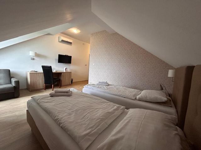 Hotel Magnat Слупца Екстер'єр фото